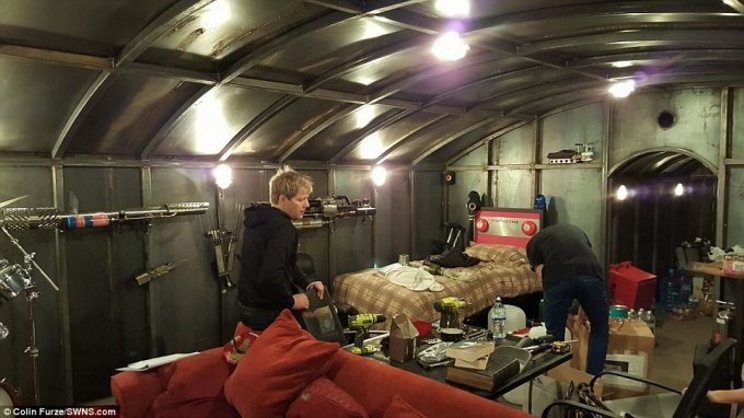 МАТЕРИАЛЫ ДЛЯ НАРАЩИВАНИЯ РЕСНИЦ. МОСКВА ВКонтакте Кератиновое выпрямление волос польза и вред для женщин